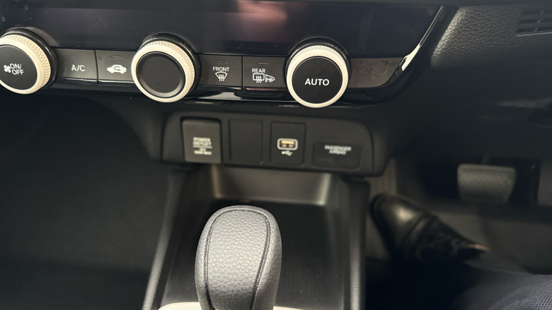 Honda Jazz 1.5 i-MMD Hybrid SE 5dr eCVT Hybrid Hatchback